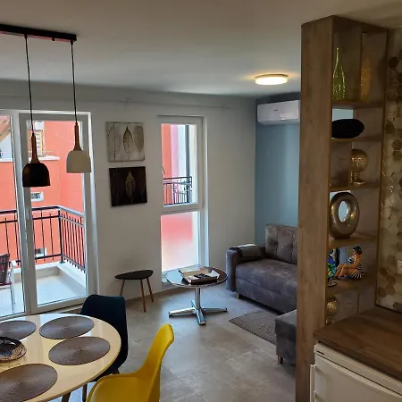 Tatyana The Wave Apartment *