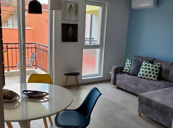 Tatyana The Wave Appartement *